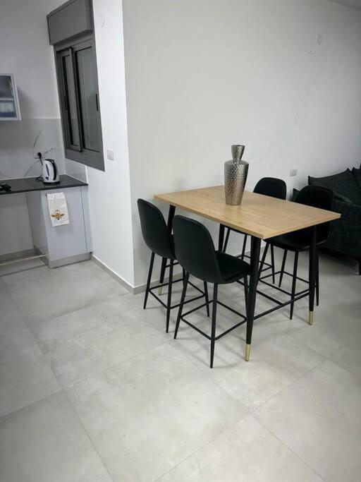 Elegant 3 Bedroom Ocean View Condo In Kiryat Yam Qiryat Yam 외부 사진