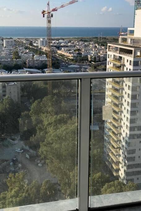 Elegant 3 Bedroom Ocean View Condo In Kiryat Yam Qiryat Yam 외부 사진