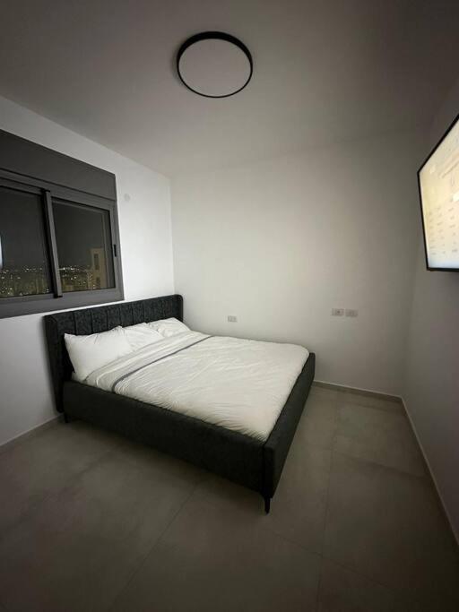 Elegant 3 Bedroom Ocean View Condo In Kiryat Yam Qiryat Yam 외부 사진