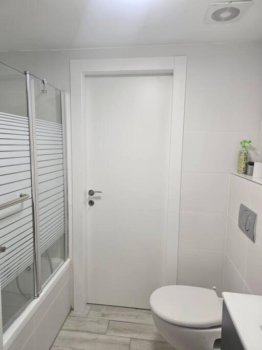 Elegant 3 Bedroom Ocean View Condo In Kiryat Yam Qiryat Yam 외부 사진